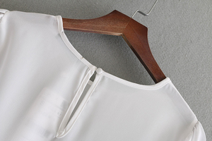 Nuovo modello di donna top a manica lunga del ricamo <span class=keywords><strong>fantasia</strong></span> bianco <span class=keywords><strong>camicette</strong></span> - Product Image 4