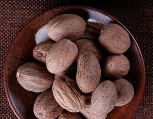 Nueces naturales crudas y peladas Myristica fragrans, frutos secos de <span class=keywords><strong>nuez</strong></span> <span class=keywords><strong>moscada</strong></span> para especias - Product Image 6