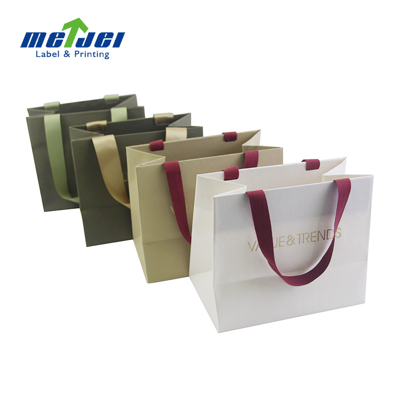 Meijei пользовательский роскошный качественный бумажный пакет с тиснением ваш собственный логотип дизайн