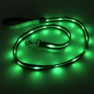 Top người bán ánh sáng đèn hạt LED Dog Leash USB phát sáng trong bóng tối LED Dog Leash Dog Lead với đèn tại chỗ trên cả hai bên