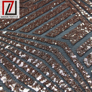 Gran diamante regimiento 3mm tela de lentejuelas vestido de moda - Product Image 3