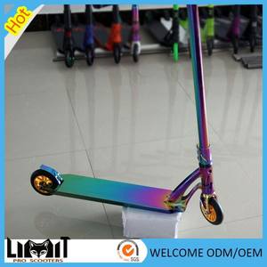 <span class=keywords><strong>Trottinette</strong></span> <span class=keywords><strong>Freestyle</strong></span> Neo-chrome Pro en <span class=keywords><strong>aluminium</strong></span> pour cascades et figures - Product Image 4