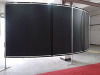 Écran de projection incurvé à cadre fixe 180 degrés avec support de projecteur