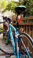 Traceur GPS pour vélo TKSTAR TK906, feu arrière LED pour vélo avec système de suivi gratuit, 2G 4G, longue durée de vie de la batterie, traceur étanche