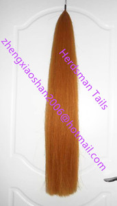 Tapis de selle et autres produits équestres pour montrer des chevaux, Extensions de queue personnalisées - Product Image 3