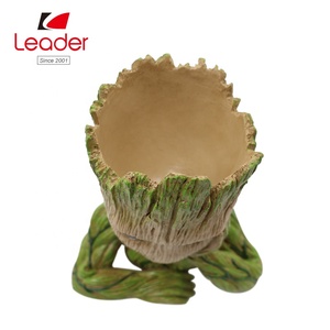 Precio de fábrica de Hombre árbol suculentas pluma pote de flor bebé <span class=keywords><strong>Groot</strong></span> <span class=keywords><strong>la</strong></span> galaxia pote de flor - Product Image 4