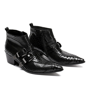 Botas <span class=keywords><strong>de</strong></span> punta puntiaguda para hombre, botas masculinas informales a la moda, <span class=keywords><strong>de</strong></span> color negro - Product Image 2
