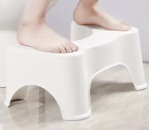 Tabouret de toilette squat antidérapant de 9 pouces au design simple Tabouret de toilette standard pour salle de bain en plastique