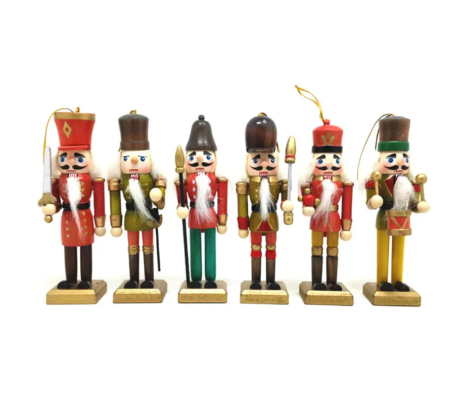 Pendurando enfeites de natal de madeira walnut nutcracker soldado artesanato