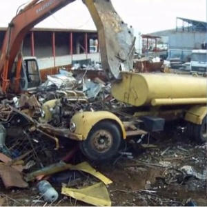 Attacco per escavatore cesoia idraulica per lamiera di demolizione cesoia mobile per rottami metallici in acciaio - Product Image 5