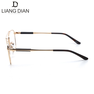 <span class=keywords><strong>Gafas</strong></span> ópticas <span class=keywords><strong>de</strong></span> alta calidad <span class=keywords><strong>para</strong></span> <span class=keywords><strong>hombre</strong></span>, lentes con montura <span class=keywords><strong>de</strong></span> titanio - Product Image 4