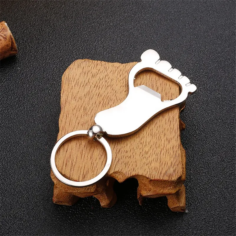 Großhandel Spiel Fuß Geformt Footprint Neue Designs Keychain Mit Flasche Opener