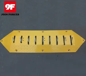 ट्रैफिक कंट्रोल और सुरक्षा के लिए एक-तरफ़ा रोड स्पाइक तेज टक्कर - Product Image 1
