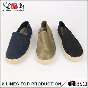 China Stocklot Zapatos <span class=keywords><strong>alpargatas</strong></span> de lona Para Niños - Product Image 1