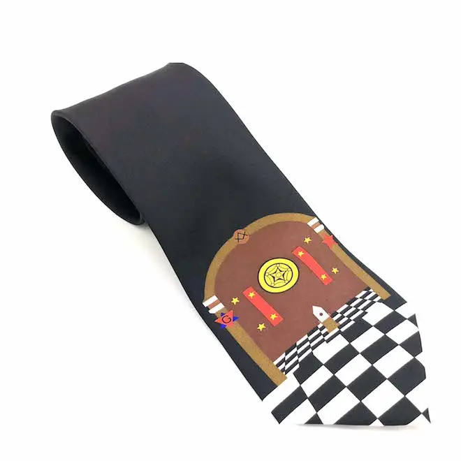 Cravate maçonnique avec logo imprimé de marque célèbre