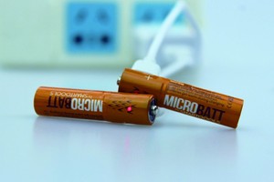 Micro USB nạp tiền AA pin 1.5V AAA có thể sạc lại Ni-MH pin 1000mAh 450mAh tái sử dụng 4 6 5 gói pin - Product Image 5