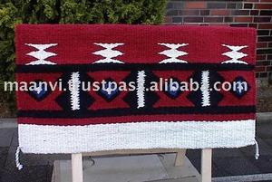 COUVERTURE DE SELLE EN LAINE WESTERN FAIT À LA MAIN COUVERTURE DE SELLE EN LAINE DE COULEUR ET CONCEPTION PERSONNALISÉE AVEC PATCH EN CUIR - Product Image 2