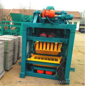 Machine à briques creuses <span class=keywords><strong>en</strong></span> ciment QT4-28 Machine de formage de blocs de béton entièrement automatique Se vend bien <span class=keywords><strong>en</strong></span> <span class=keywords><strong>Afrique</strong></span> - Product Image 3