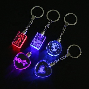 Personnalisé 3d laser gravure Cristal cadre photo porte-clés en cristal pour <span class=keywords><strong>le</strong></span> Cadeau de Fête des Pères - Product Image 4