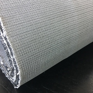 Tela de Malla 3D Ignífuga de Punto por Urdimbre Tipo Sándwich de 10 mm, 100% Poliéster, para Alfombrillas de Golf, Autos, Niños y Niñas - Product Image 3