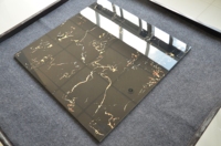 Carrelage en Porcelaine Émaillée Poli, Design Noir avec Intérieur Doré, Effet Marbre pour Sol et Mur