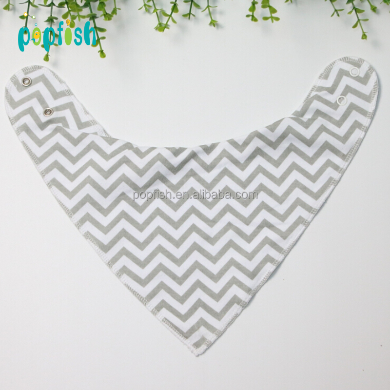 2017 оптовая продажа Треугольник Детские нагрудники бандана