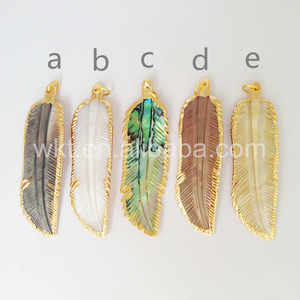 WT-P763 Grosir Liontin Bulu Kerang Laut Alami 18K Liontin Bulu Kerang Ukir Lapis Emas Asli - Product Image 1