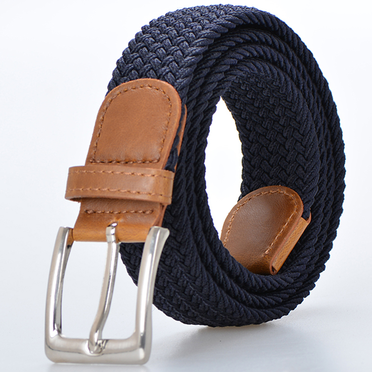 Noir avec cuir marron