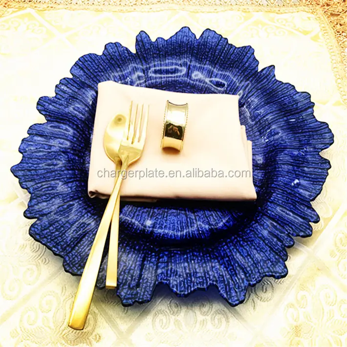 Unique Shape Charger Plates Flower Shaped Glass Charger Plate Blue Color Charger Plates from China Bulk Order