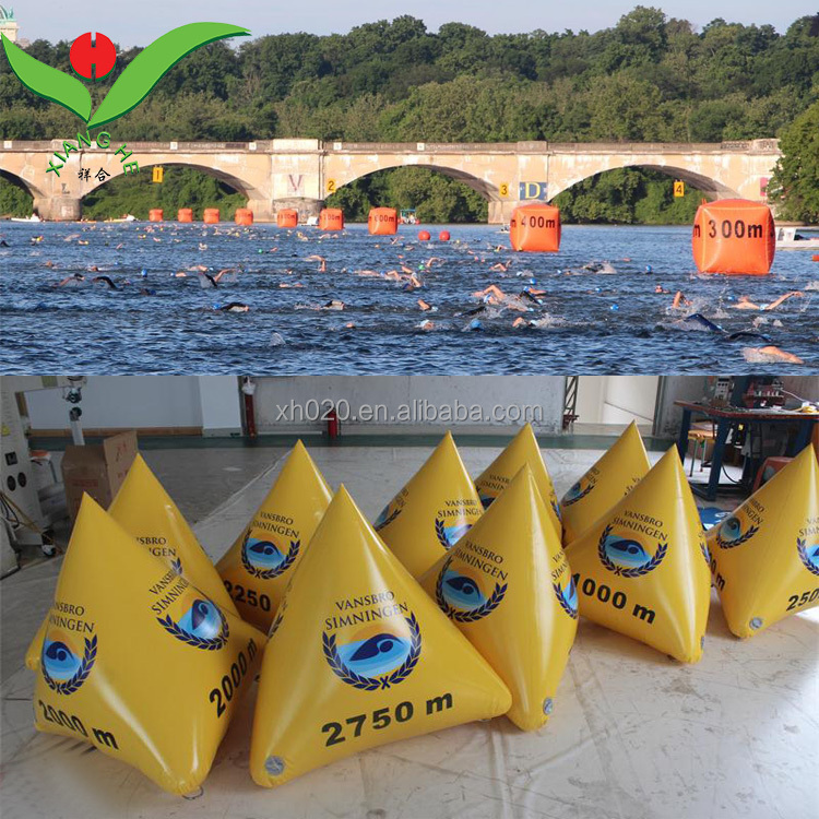 Jeu de l'eau triathlon Course gonflable flottant marqueurs bouées