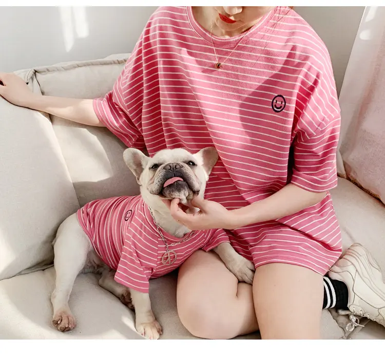 100% Katun Mode Panas Kaus Bertudung Hewan Peliharaan Bergaris Pakaian Anjing Sesuai Pemilik Teddy Anak Anjing Bulldog Kucing Kaus Musim Panas