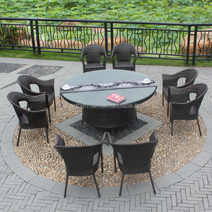 Ensemble <span class=keywords><strong>de</strong></span> <span class=keywords><strong>table</strong></span> à manger <span class=keywords><strong>de</strong></span> patio en rotin rond <span class=keywords><strong>de</strong></span> conception traditionnelle avec 8 chaises <span class=keywords><strong>et</strong></span> <span class=keywords><strong>parasol</strong></span> pour <span class=keywords><strong>jardin</strong></span>, cour ou hôtel, mobilier d'extérieur - Product Image 6
