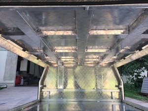 Kanopi UTE Buatan Aluminium 4X4 Berkemah dengan Jerry Can dan Sarung Ban Cadangan - Product Image 4