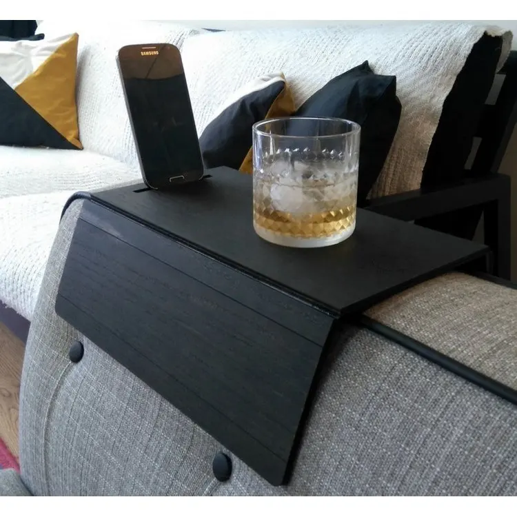 अमेज़न 2021 बांस लकड़ी के सोफे Armrest ट्रे टीवी साइड टेबल सोफे हाथ आराम कॉफी टेबल ट्रे के साथ फोन धारक खड़े हो जाओ