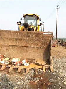 Utilisé Komatsu wa600-3 chargeur de roue à vendre/Komatsu WA600 chargeuse sur pneus japon utilisé chargeuse sur pneus komatsu wa500-3 /wa600-3 - Product Image 4