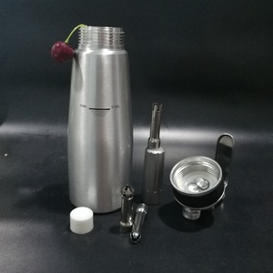 Gourmet Whip de 1-pinte Culinaire et Crème Fouettée - Product Image 2
