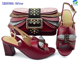 <span class=keywords><strong>Scarpe</strong></span> alla moda di nuovo arrivo italiane abbinate Set di borse e <span class=keywords><strong>scarpe</strong></span> <span class=keywords><strong>da</strong></span> donna con <span class=keywords><strong>tacco</strong></span> <span class=keywords><strong>basso</strong></span> - Product Image 1