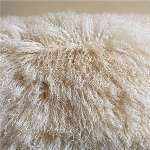 Plaque <span class=keywords><strong>de</strong></span> fourrure <span class=keywords><strong>de</strong></span> mouton teinte d'agneau mongol du Tibet véritable <span class=keywords><strong>de</strong></span> qualité supérieure - Product Image 3