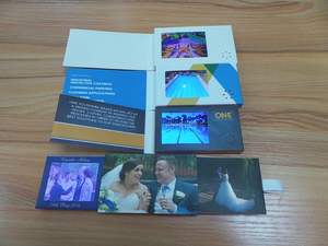 Tarjeta <span class=keywords><strong>de</strong></span> <span class=keywords><strong>música</strong></span> <span class=keywords><strong>de</strong></span> <span class=keywords><strong>feliz</strong></span> <span class=keywords><strong>cumpleaños</strong></span>, pantalla LCD <span class=keywords><strong>de</strong></span> 2,4 ", Postales <span class=keywords><strong>de</strong></span> regalo <span class=keywords><strong>de</strong></span> felicitación digital - Product Image 2