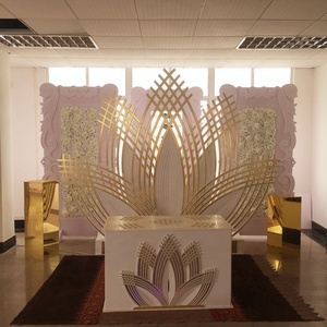 High Quality Golden PVC Acrylic Mirror Latest Indian <strong>Flower</strong> <strong>Display</strong> for Weddings and Parties Elegant Dining Table - Product Image 5