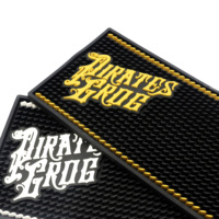 Tapis de bar noir en néoprène 3D souple antidérapant pour Jack Daniel's et Jagermeister