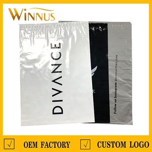 Biểu tượng tùy chỉnh in số lượng lớn Matt Đen hồng trắng Poly mail vận chuyển chuyển phát nhanh túi nhựa gửi thư phong bì - Product Image 5