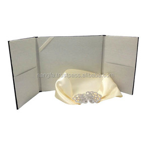 Chemise d'invitation de mariage en velours sur mesure - Product Image 3