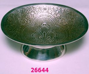 Jabonera de Latón Hecha a Mano con Diseño Grabado, Accesorios de Baño, Jabonera Plateada - Product Image 2