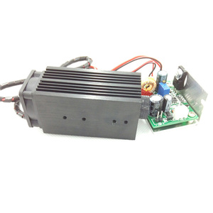 De alta potencia de láser de diodo 5,5 W <span class=keywords><strong>5500mW</strong></span> azul enfocable módulo láser 450nm con TTL conductor para el cortador láser máquina de grabado cnc - Product Image 2