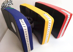 อุปกรณ์ฝึกซ้อมเทควันโด ยูโด คาราเต้ ตราเสือ TJ เป้าซ้อมเท้า - Product Image 2