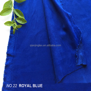 Vendita calda buon drappeggio poliestere spandex a quattro vie tessuto in pelle scamosciata elasticizzata per gonna - Product Image 2