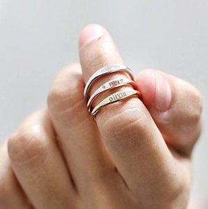 Phụ Nữ Cá Nhân Trang Sức Tối Giản Tên Tùy Chỉnh Nhẫn Nhẫn Xếp Chồng Tinh Tế Cho Phù Dâu - Product Image 2