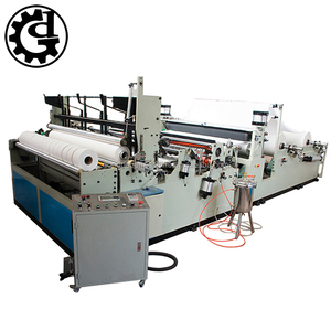 Industrial automática higiénico máquina <span class=keywords><strong>de</strong></span> <span class=keywords><strong>papel</strong></span> <span class=keywords><strong>de</strong></span> cocina <span class=keywords><strong>en</strong></span> relieve <span class=keywords><strong>mano</strong></span> <span class=keywords><strong>rollo</strong></span> rebobinador - Product Image 1