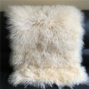 Plaque <span class=keywords><strong>de</strong></span> fourrure <span class=keywords><strong>de</strong></span> mouton teinte d'agneau mongol du Tibet véritable <span class=keywords><strong>de</strong></span> qualité supérieure - Product Image 4